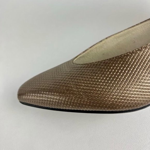 Stuart Weitzman Womens Kitten Heel Pumps Brown Bronze Snake Print size 4.5 - Picture 10 of 14